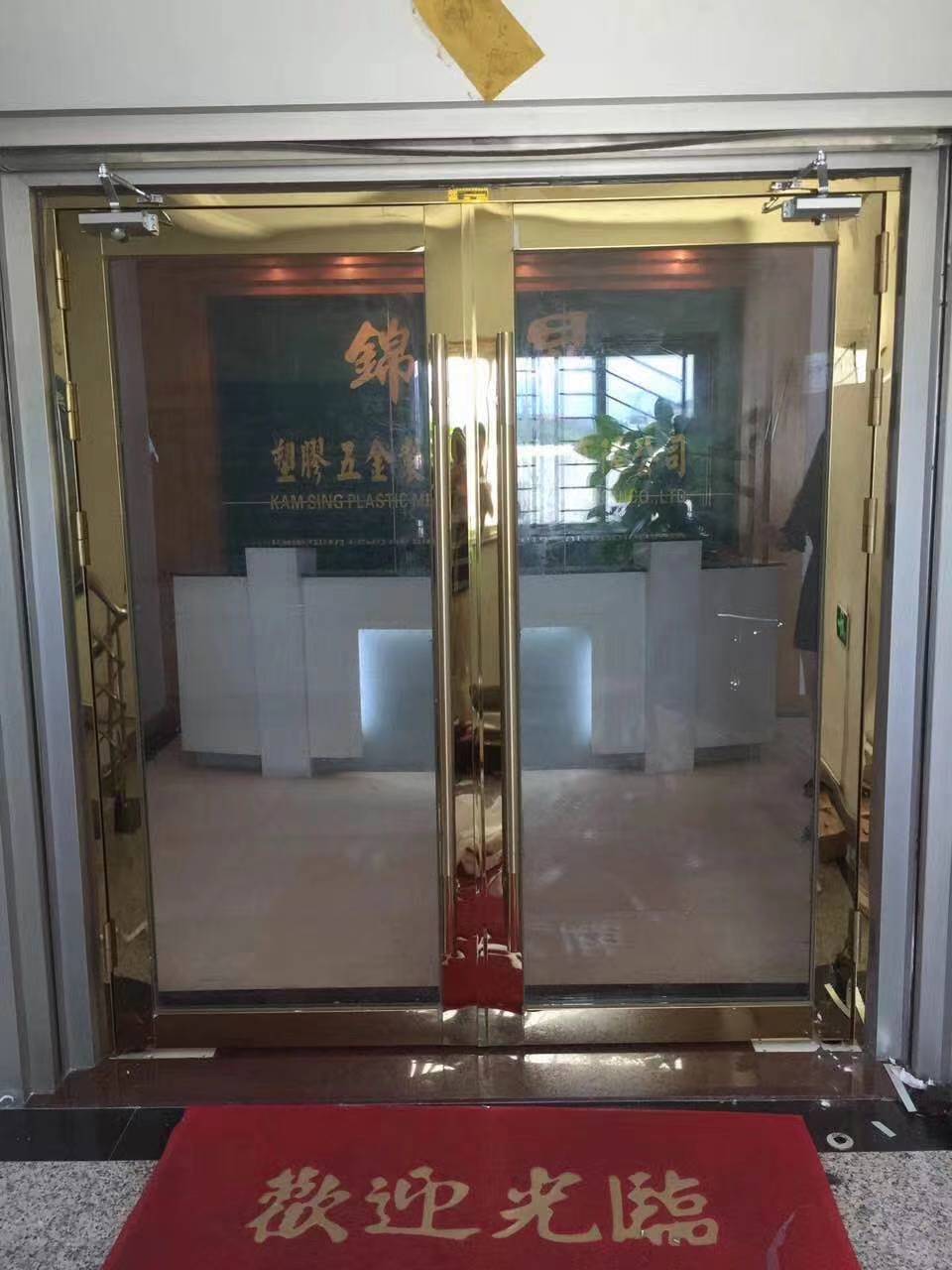 玻璃防火門(mén)